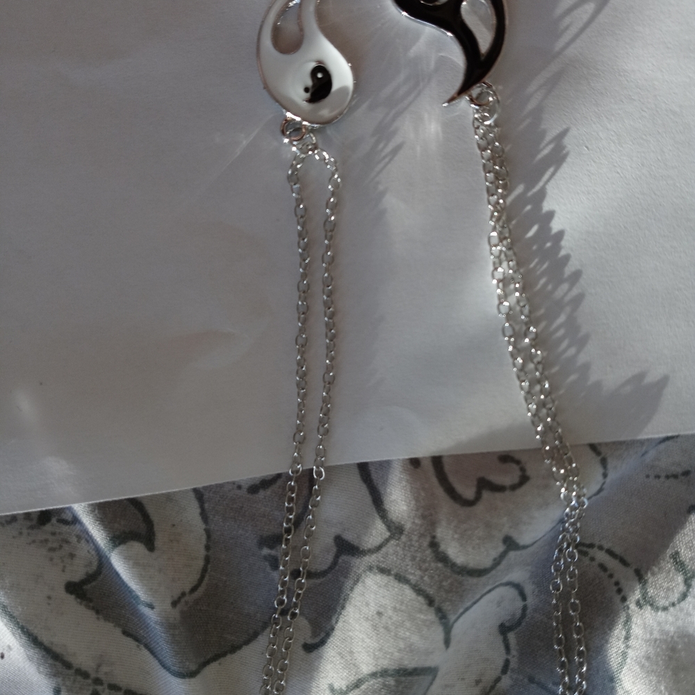 Jewelry - Picture 6 of 11